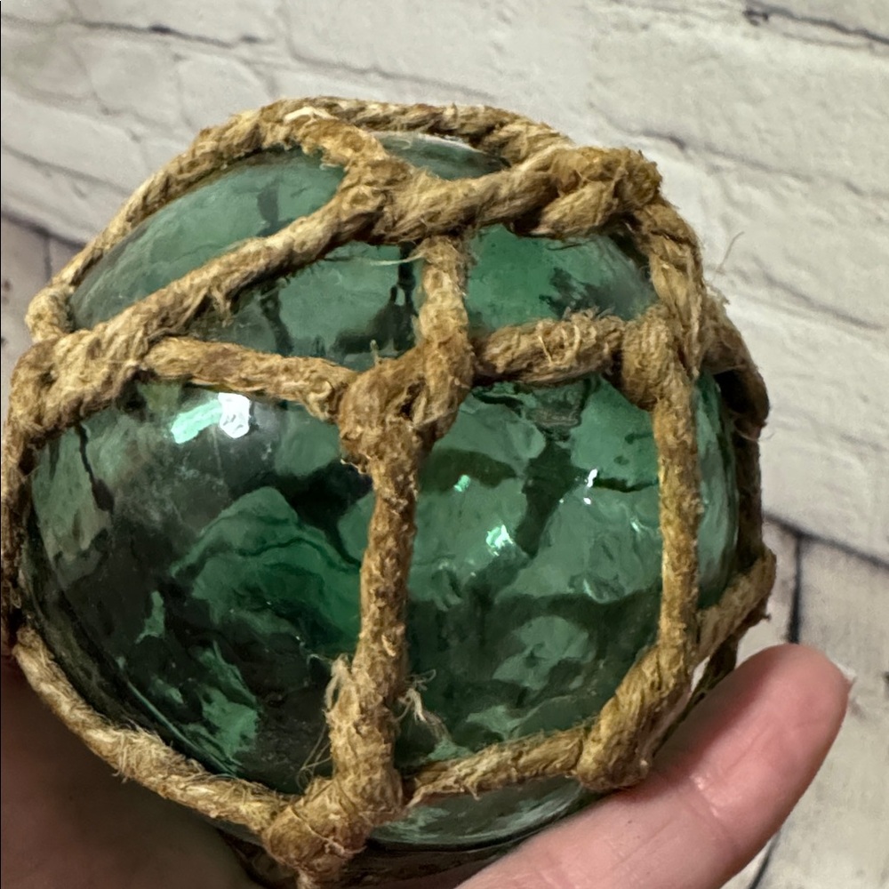 VTG 3.25” Green Glass Fishing Float with Rope Netting original -coastal rustic - Picture 5 of 7